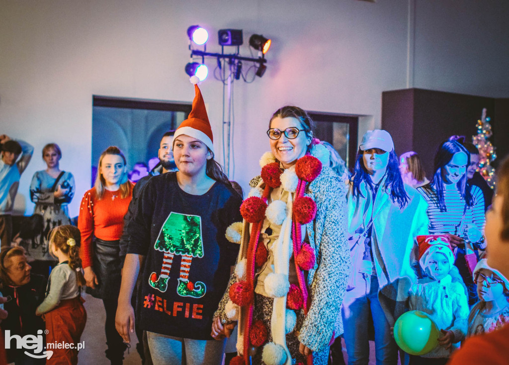 Święty Mikołaj w Domu Kultury SCK