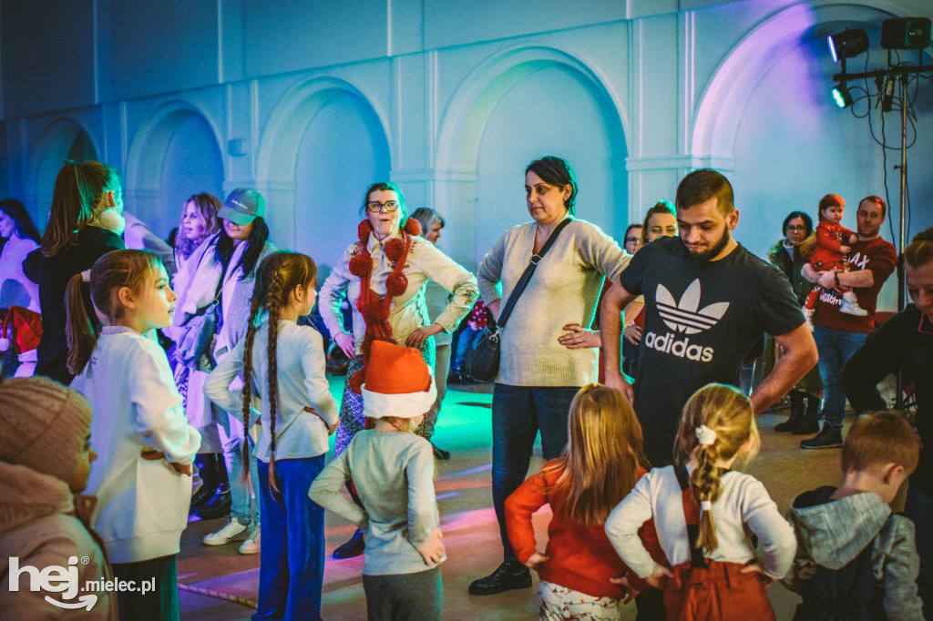 Święty Mikołaj w Domu Kultury SCK