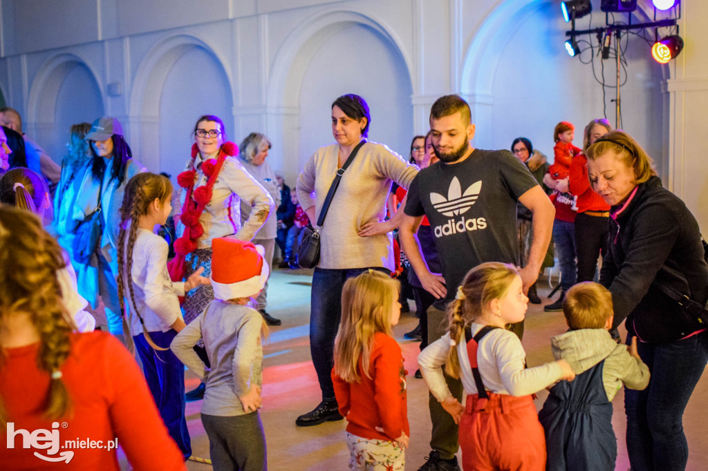 Święty Mikołaj w Domu Kultury SCK