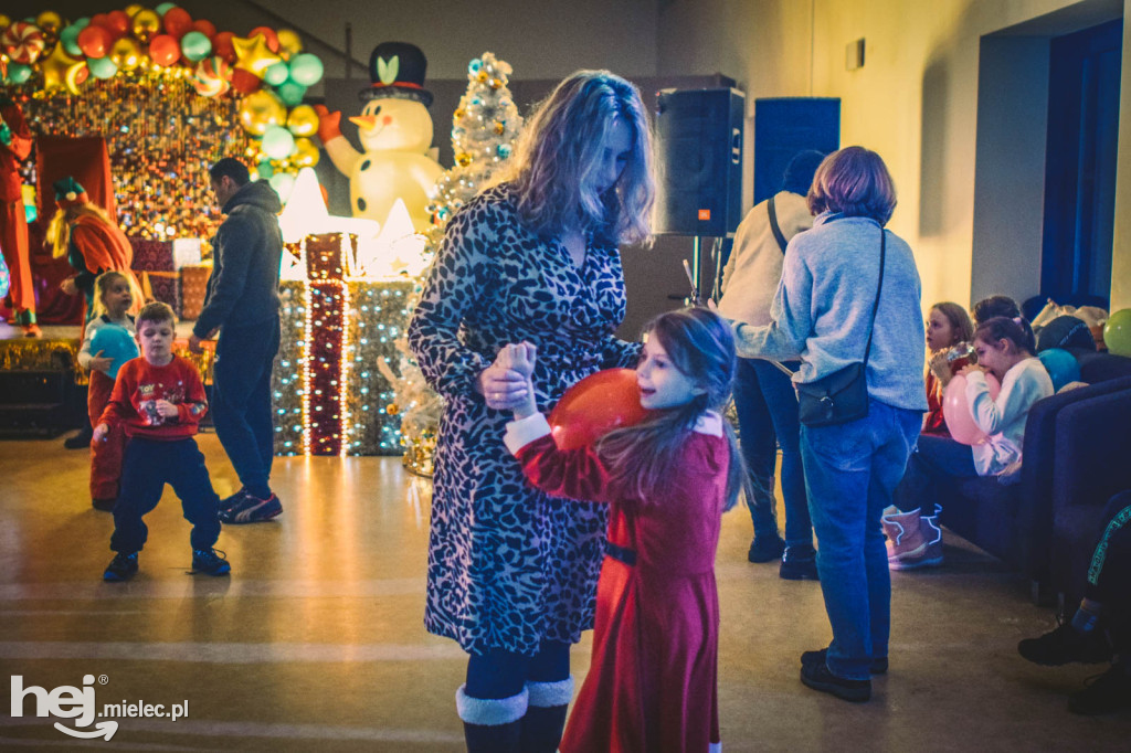 Święty Mikołaj w Domu Kultury SCK