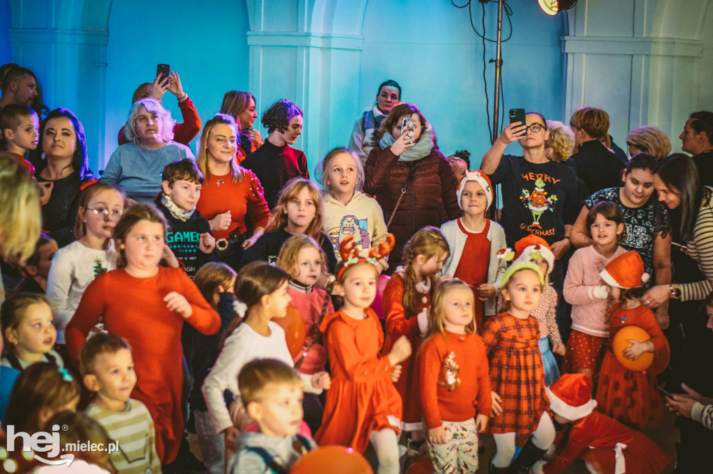 Święty Mikołaj w Domu Kultury SCK