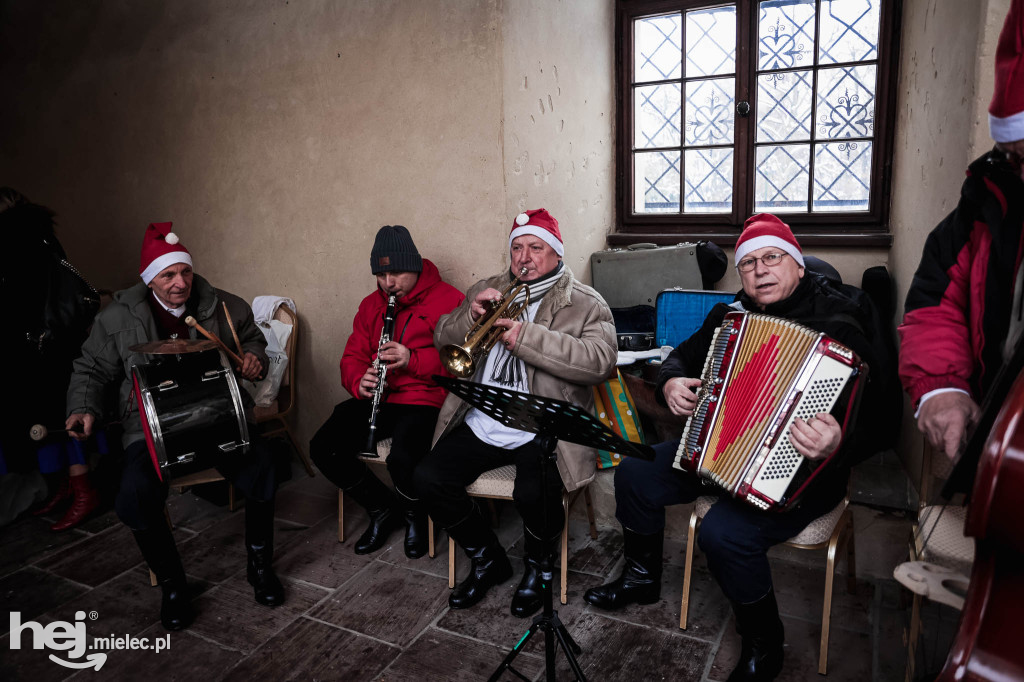 Kiermasz świąteczny na zamku