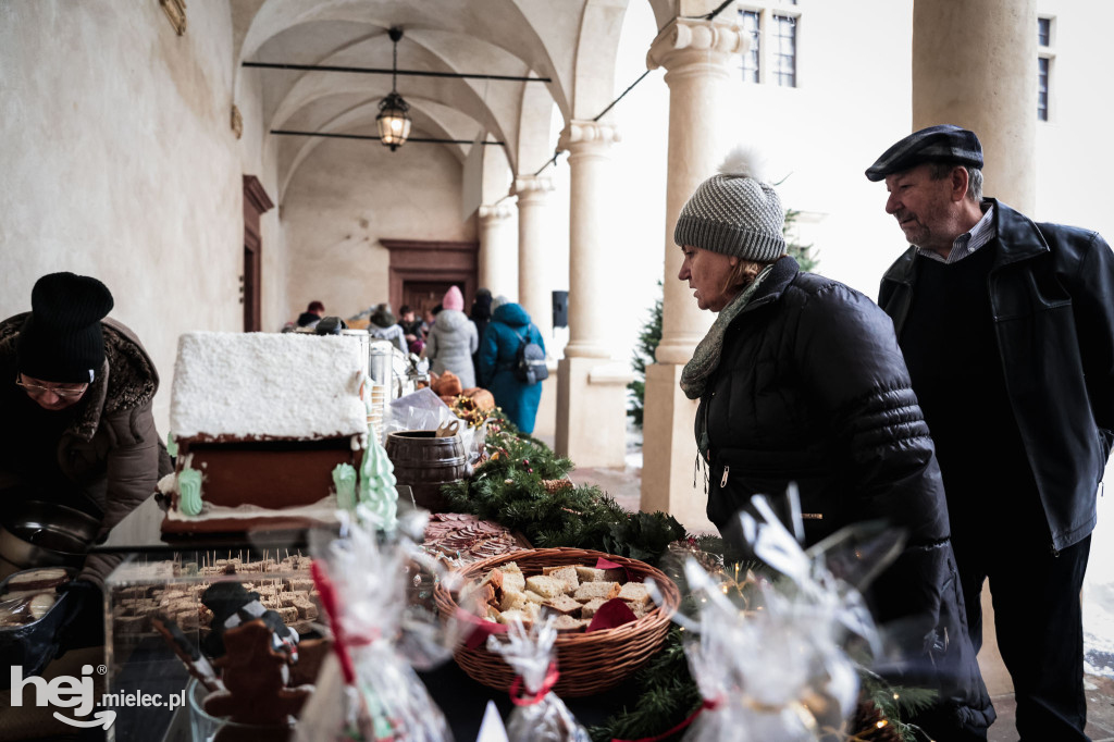 Kiermasz świąteczny na zamku