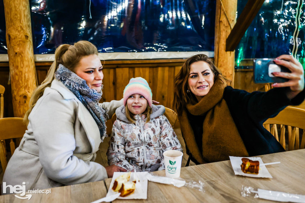 Świąteczna Przystań w Ośrodku JAWJA Rzemień