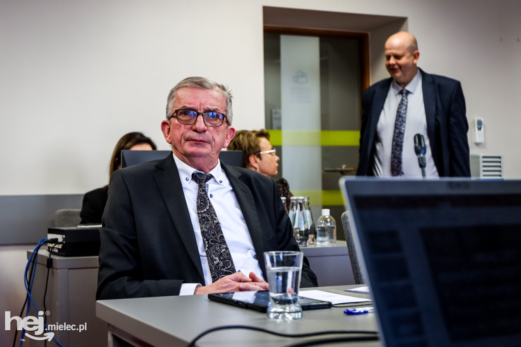 Sesja Rady Powiatu. Uchwalili budżet na 2024 rok