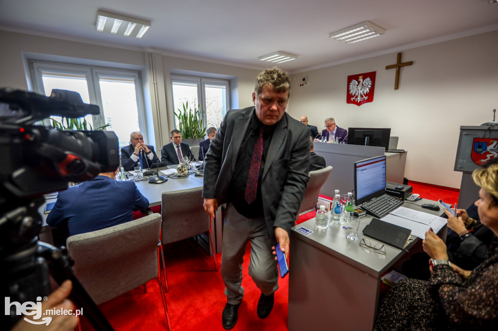 Sesja Rady Powiatu. Uchwalili budżet na 2024 rok