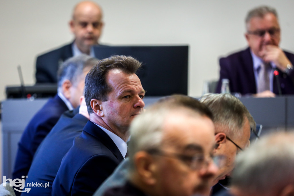 Sesja Rady Powiatu. Uchwalili budżet na 2024 rok