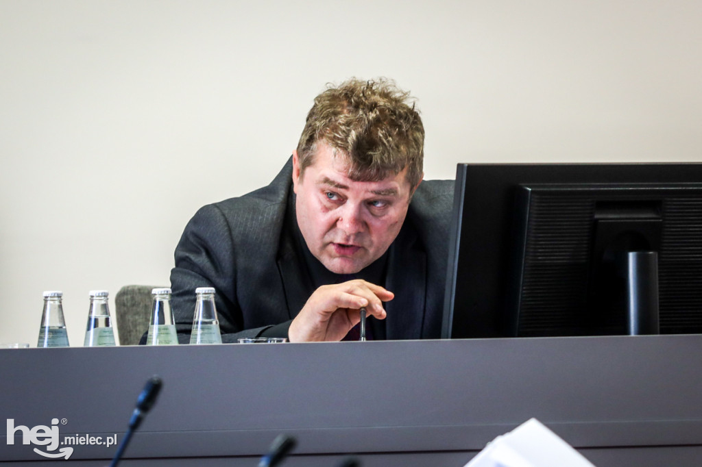 Sesja Rady Powiatu. Uchwalili budżet na 2024 rok