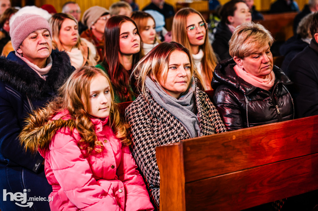 Kapela Swojacy z kolędami w Zgórsku