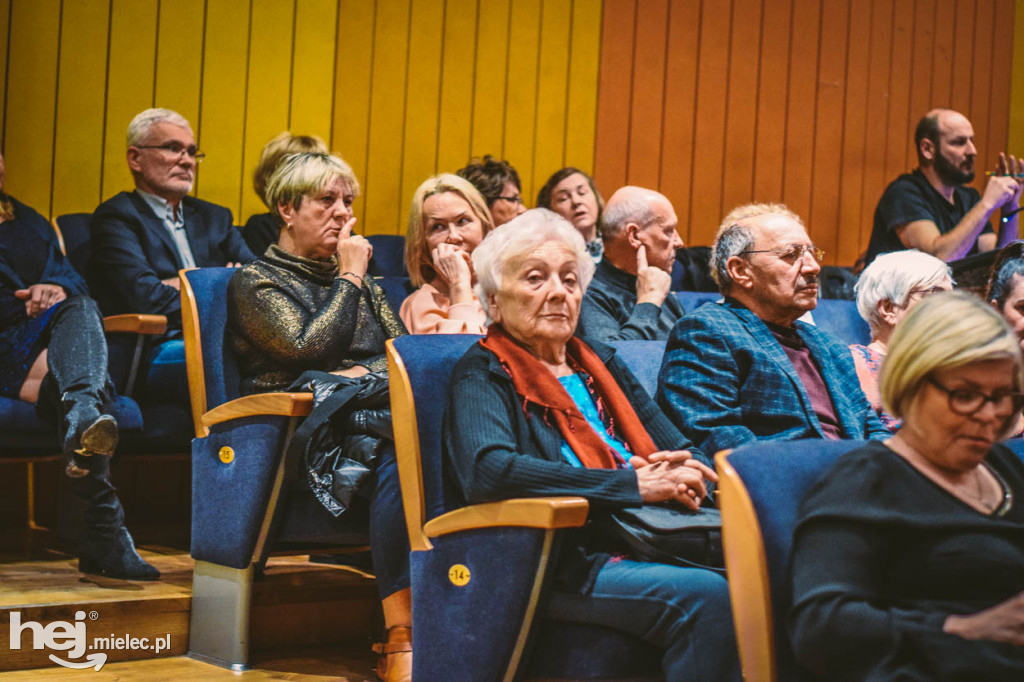 „Wieczór z operetką, musicalem i humorem” w Domu Kultury SCK