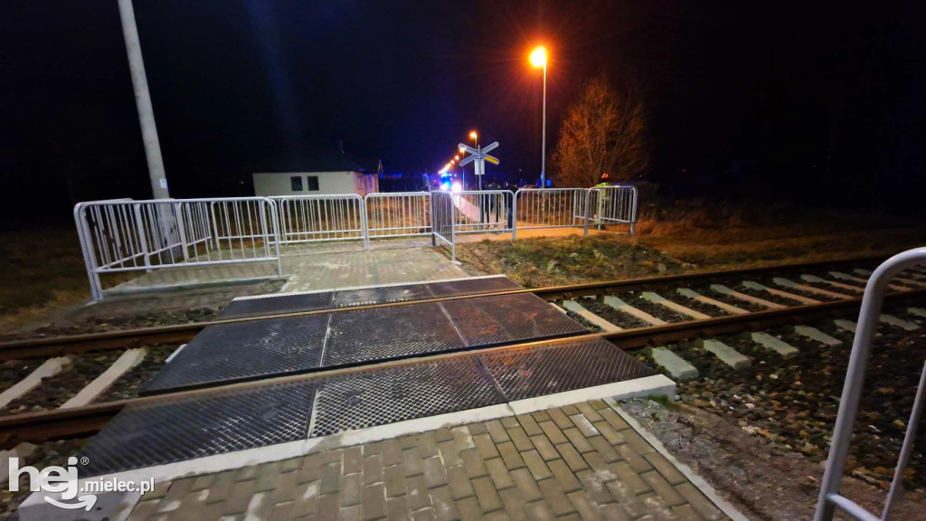 Mężczyzna potrącony przez szynobus
