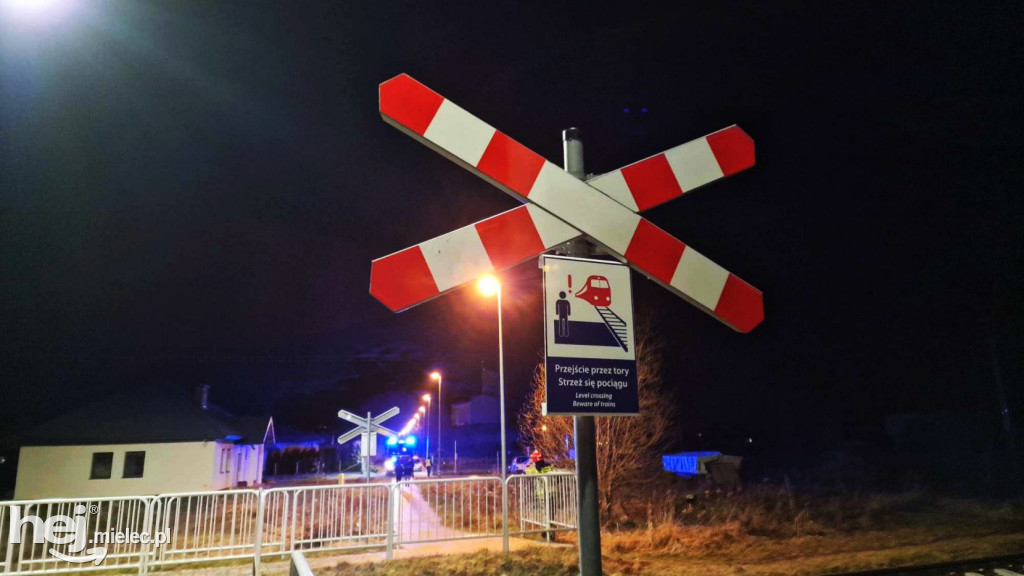 Mężczyzna potrącony przez szynobus