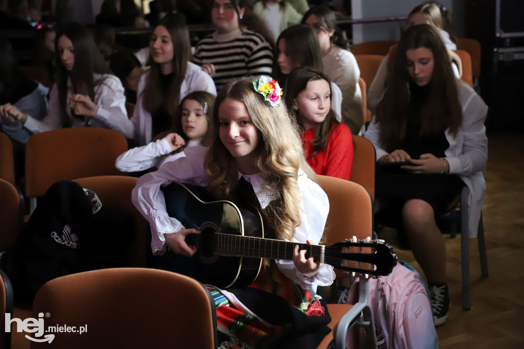 Konkurs Kolęd i Pastorałek „Hej, Kolędo leć” w Chorzelowie