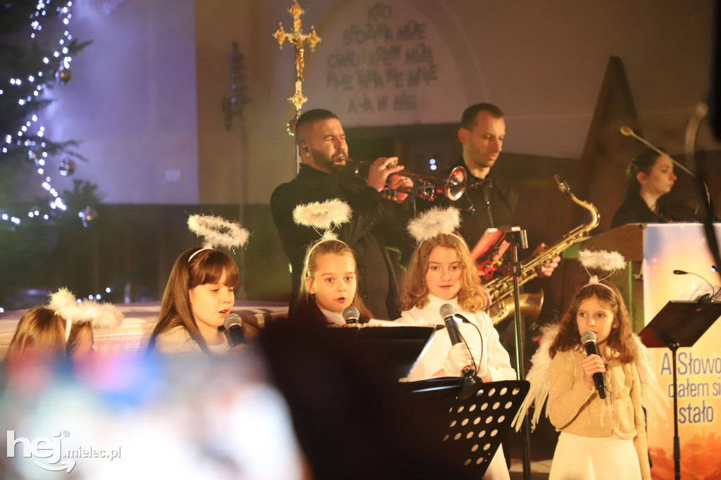 Finałowy Koncert Kolęd i Pastorałek w Książnicach