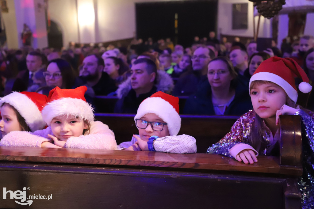 Finałowy Koncert Kolęd i Pastorałek w Książnicach