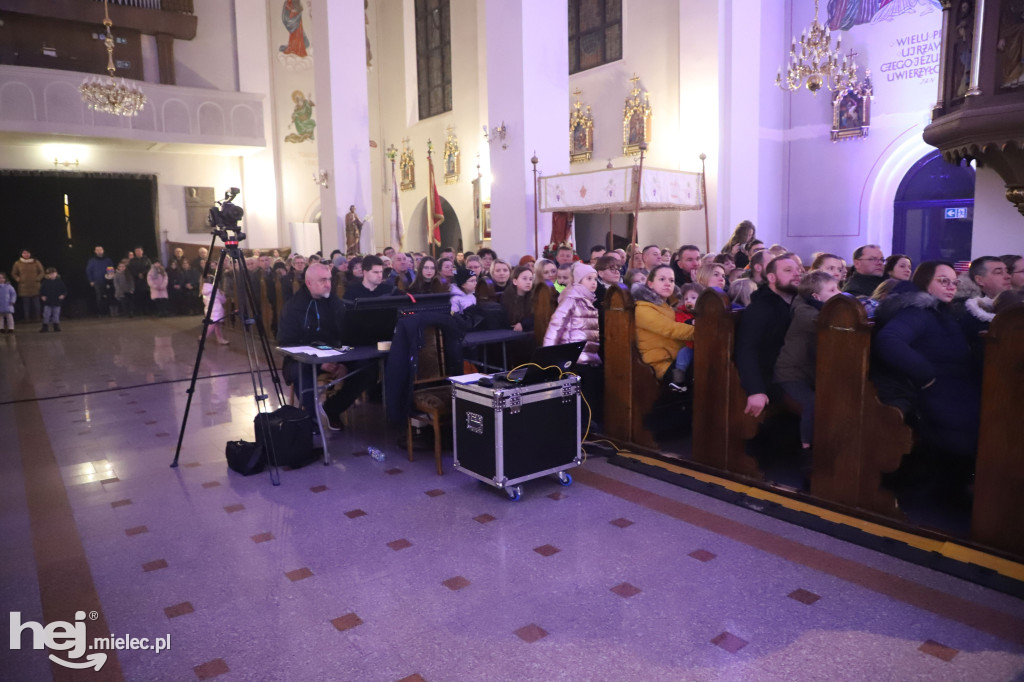 Finałowy Koncert Kolęd i Pastorałek w Książnicach