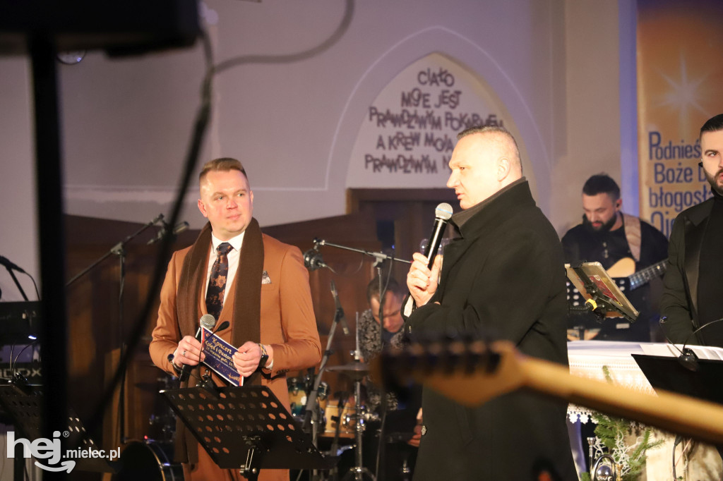 Finałowy Koncert Kolęd i Pastorałek w Książnicach