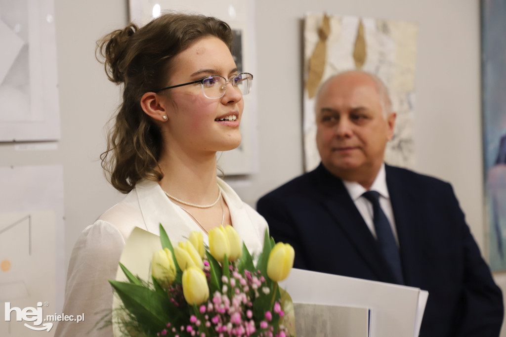 Wystawa Emilii Sobuś „PROCES-Y”