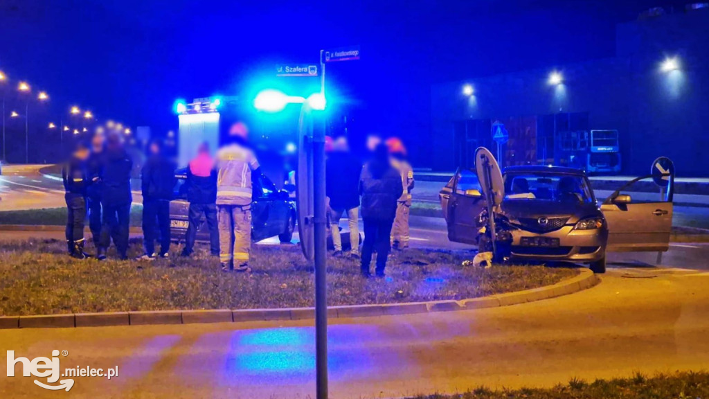 Zderzenie opla i mazdy na al. Kwiatkowskiego