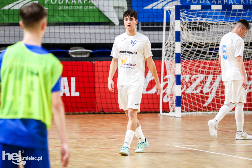 MP U19 w futsalu: KF Stal Mielec - Constract Lubawa