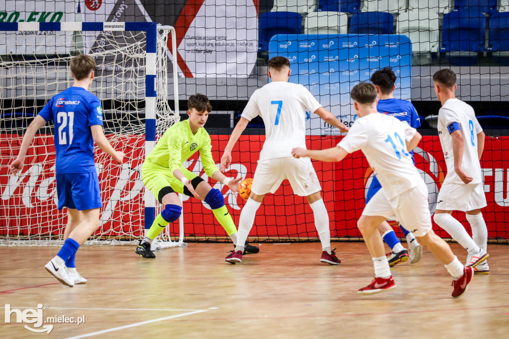 MP U19 w futsalu: KF Stal Mielec - Constract Lubawa