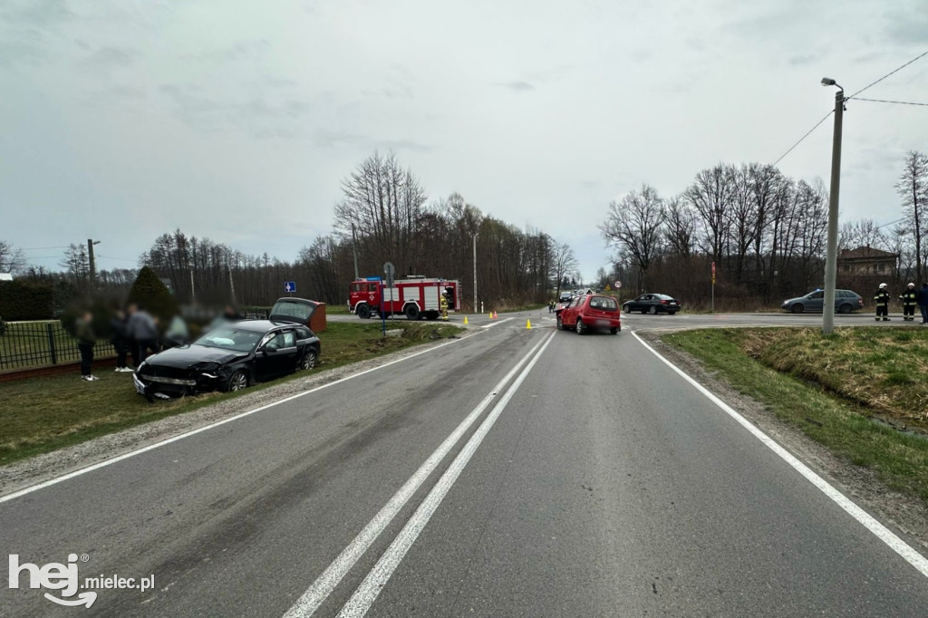 Wypadek na drodze wojewódzkiej w Żarówce