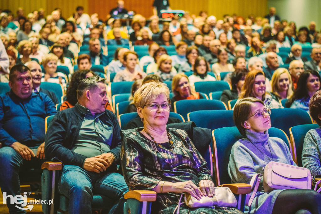 Koncert na Dzień Kobiet Mieleckiej Orkiestry Dętej