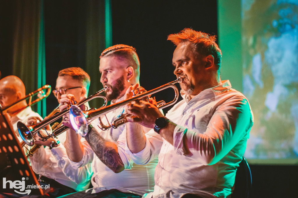 Koncert na Dzień Kobiet Mieleckiej Orkiestry Dętej