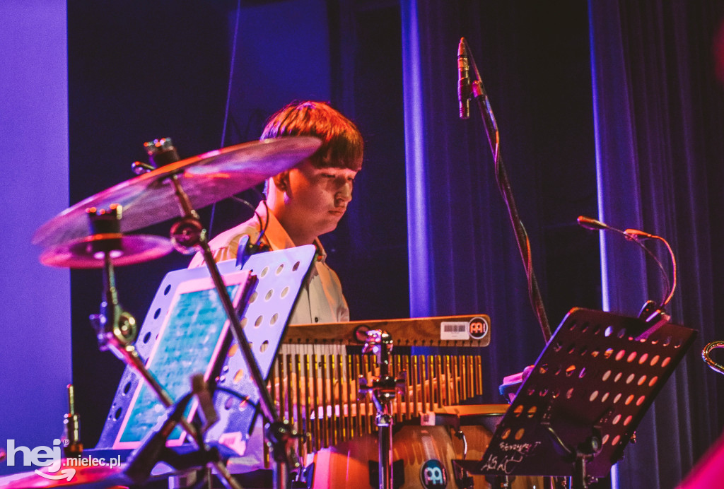 Koncert na Dzień Kobiet Mieleckiej Orkiestry Dętej