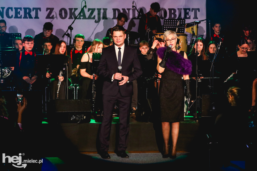 Koncert na Dzień Kobiet w Wadowicach Dolnych