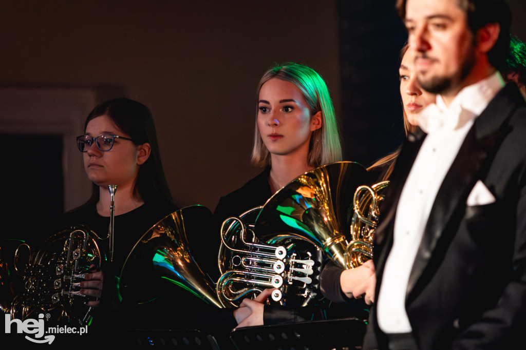 Koncert na Dzień Kobiet w Wadowicach Dolnych