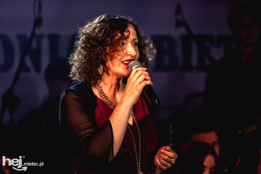 Koncert na Dzień Kobiet w Wadowicach Dolnych