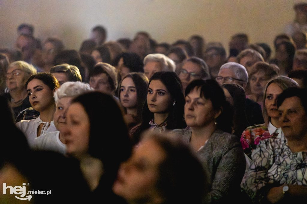 Koncert na Dzień Kobiet w Wadowicach Dolnych