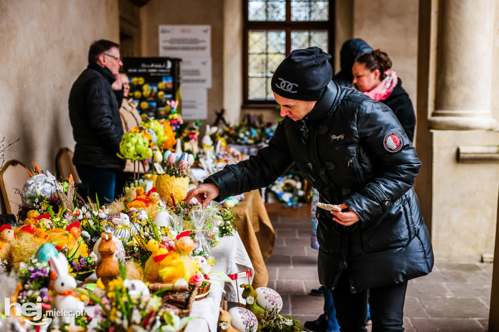 Wielkanocny kiermasz i konkurs palm na Zamku Baranów Sandomierski