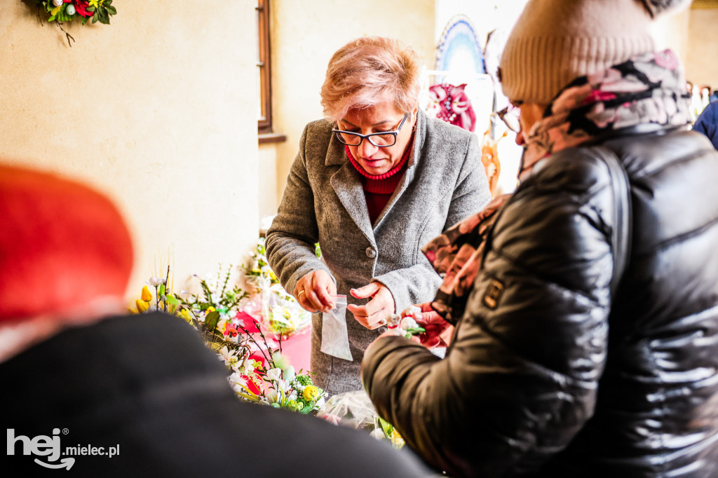 Wielkanocny kiermasz i konkurs palm na Zamku Baranów Sandomierski