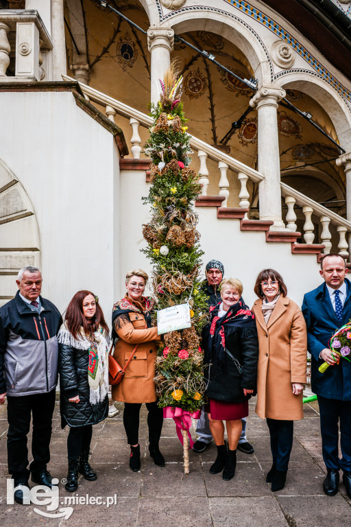 Wielkanocny kiermasz i konkurs palm na Zamku Baranów Sandomierski