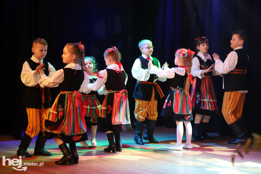 Koncert „Wytańczyć Wiosnę” w Chorzelowie