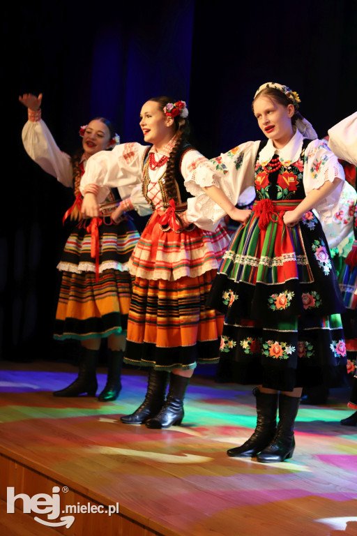 Koncert „Wytańczyć Wiosnę” w Chorzelowie