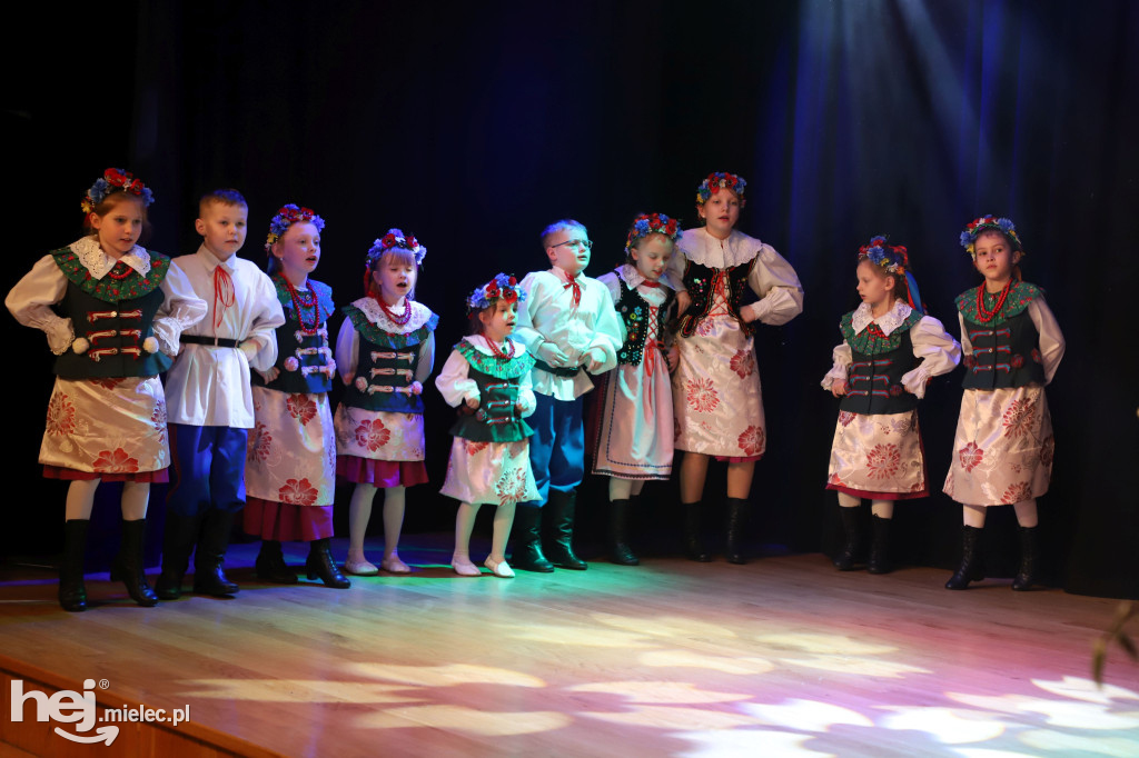 Koncert „Wytańczyć Wiosnę” w Chorzelowie
