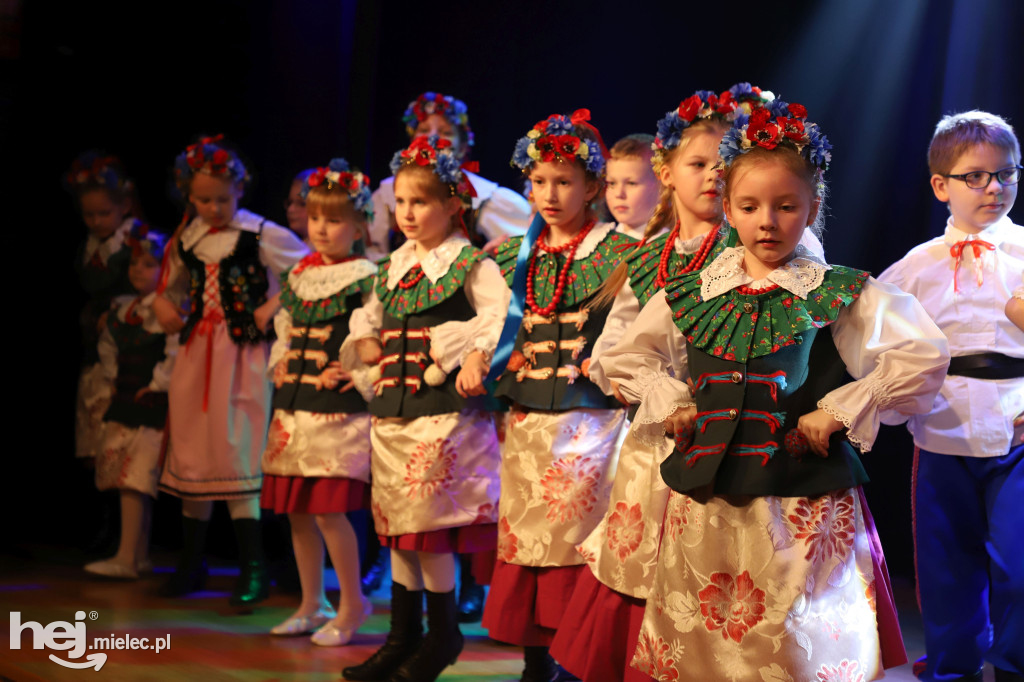 Koncert „Wytańczyć Wiosnę” w Chorzelowie