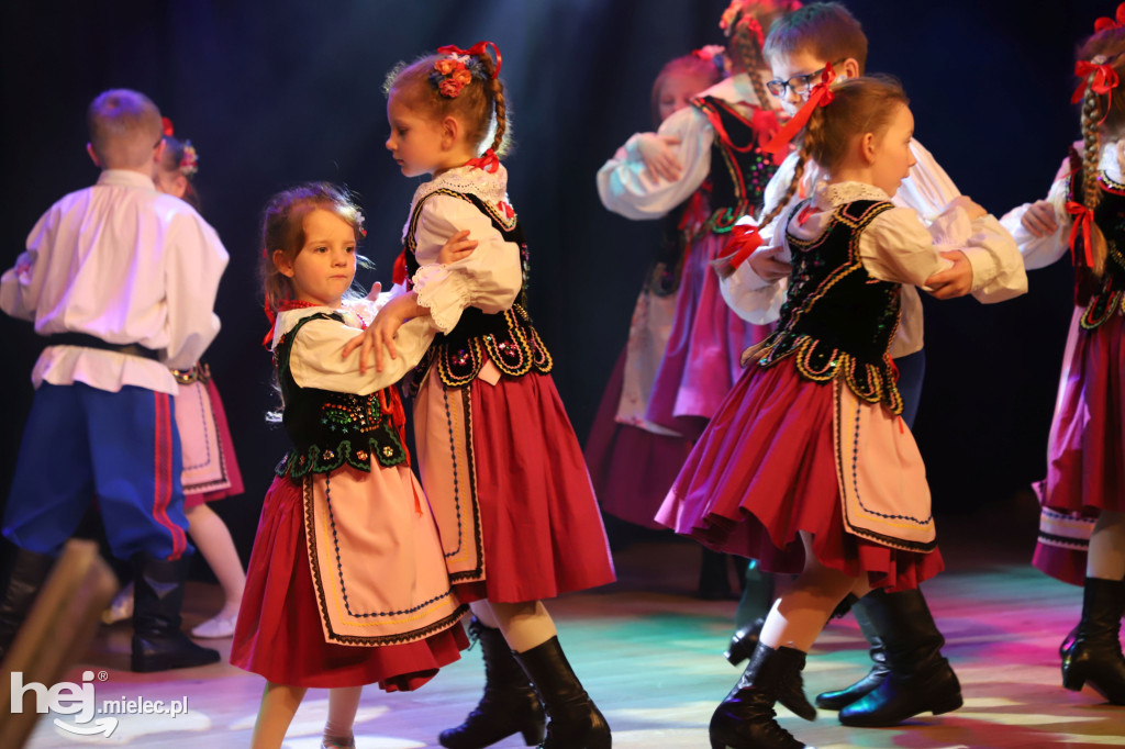 Koncert „Wytańczyć Wiosnę” w Chorzelowie