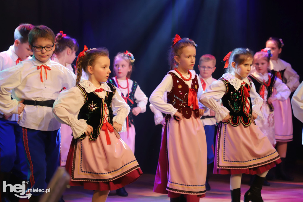 Koncert „Wytańczyć Wiosnę” w Chorzelowie