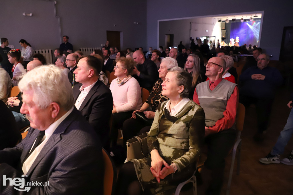 Koncert „Wytańczyć Wiosnę” w Chorzelowie