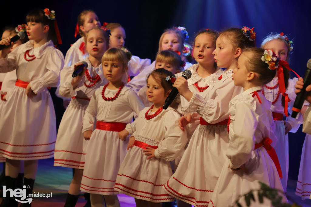 Koncert „Wytańczyć Wiosnę” w Chorzelowie