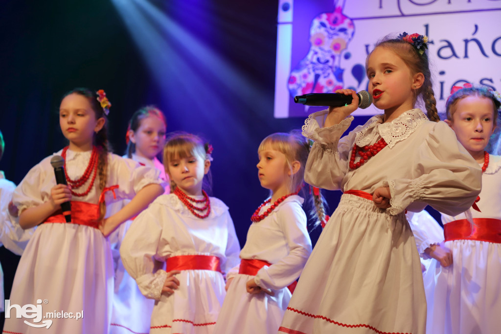 Koncert „Wytańczyć Wiosnę” w Chorzelowie