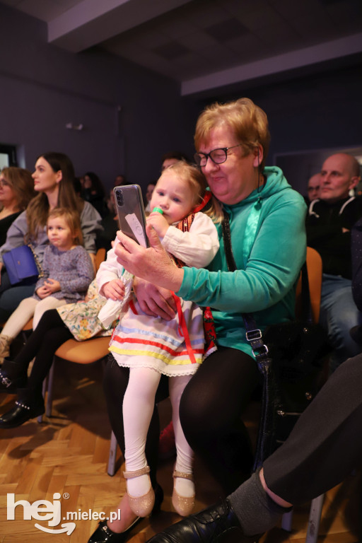 Koncert „Wytańczyć Wiosnę” w Chorzelowie