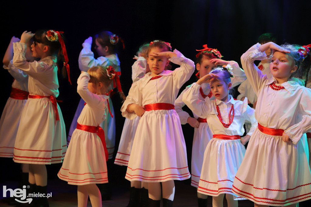 Koncert „Wytańczyć Wiosnę” w Chorzelowie
