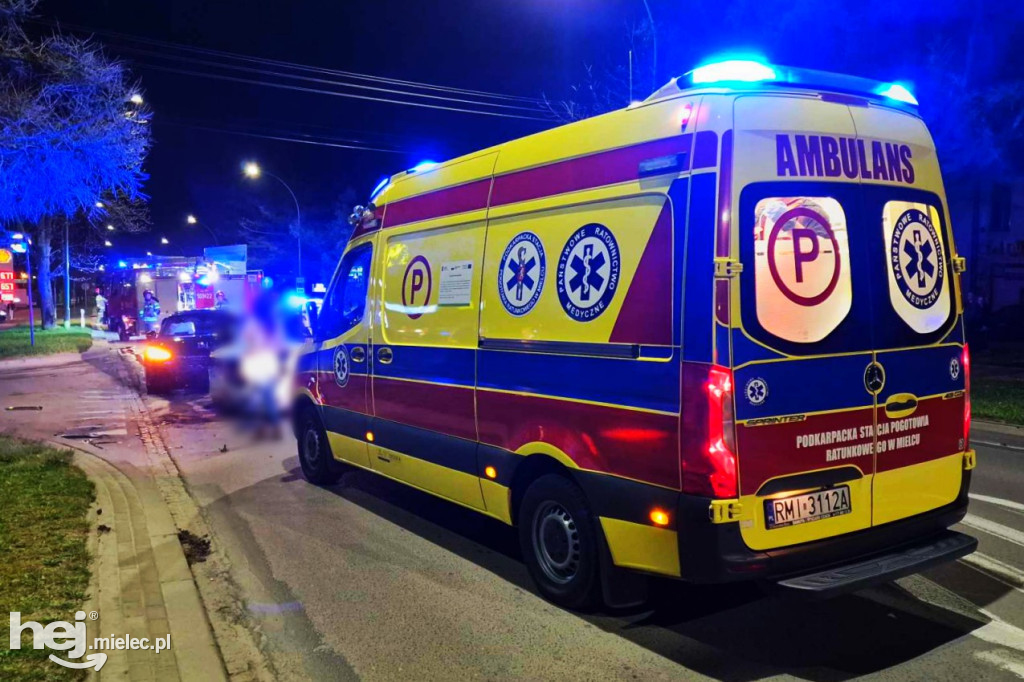 Zderzenie audi i opla na Wojsławskiej