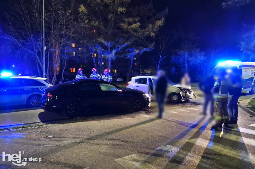 Zderzenie audi i opla na Wojsławskiej