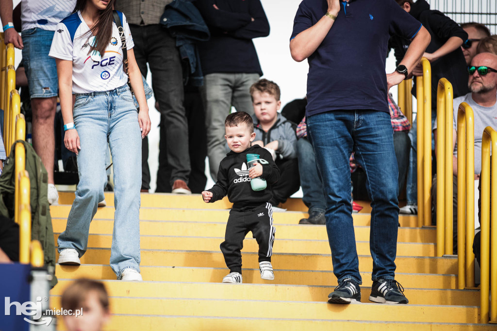 PGE FKS Stal Mielec - Lech Poznań [KIBICE]